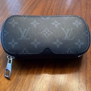 Black Eclipse Sunglasses Case